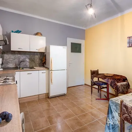 Super Center-huge 2 Bedrooms Апартаменты