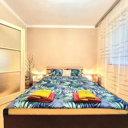 Super Center-huge 2 Bedrooms * ブルガス
