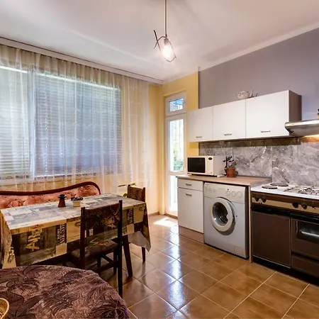 Super Center-huge 2 Bedrooms Appartamento