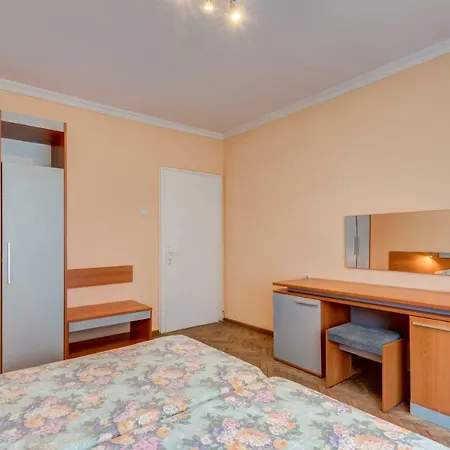 Super Center-huge 2 Bedrooms Apartament